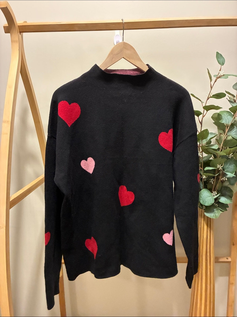 Nicole Miller Black Oversized Sweater with Red and Pink Heart Intarsia
